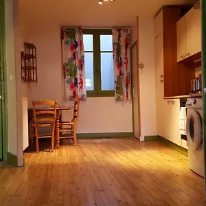 https://le-velo-rouge.hotels-rhonealpes.com